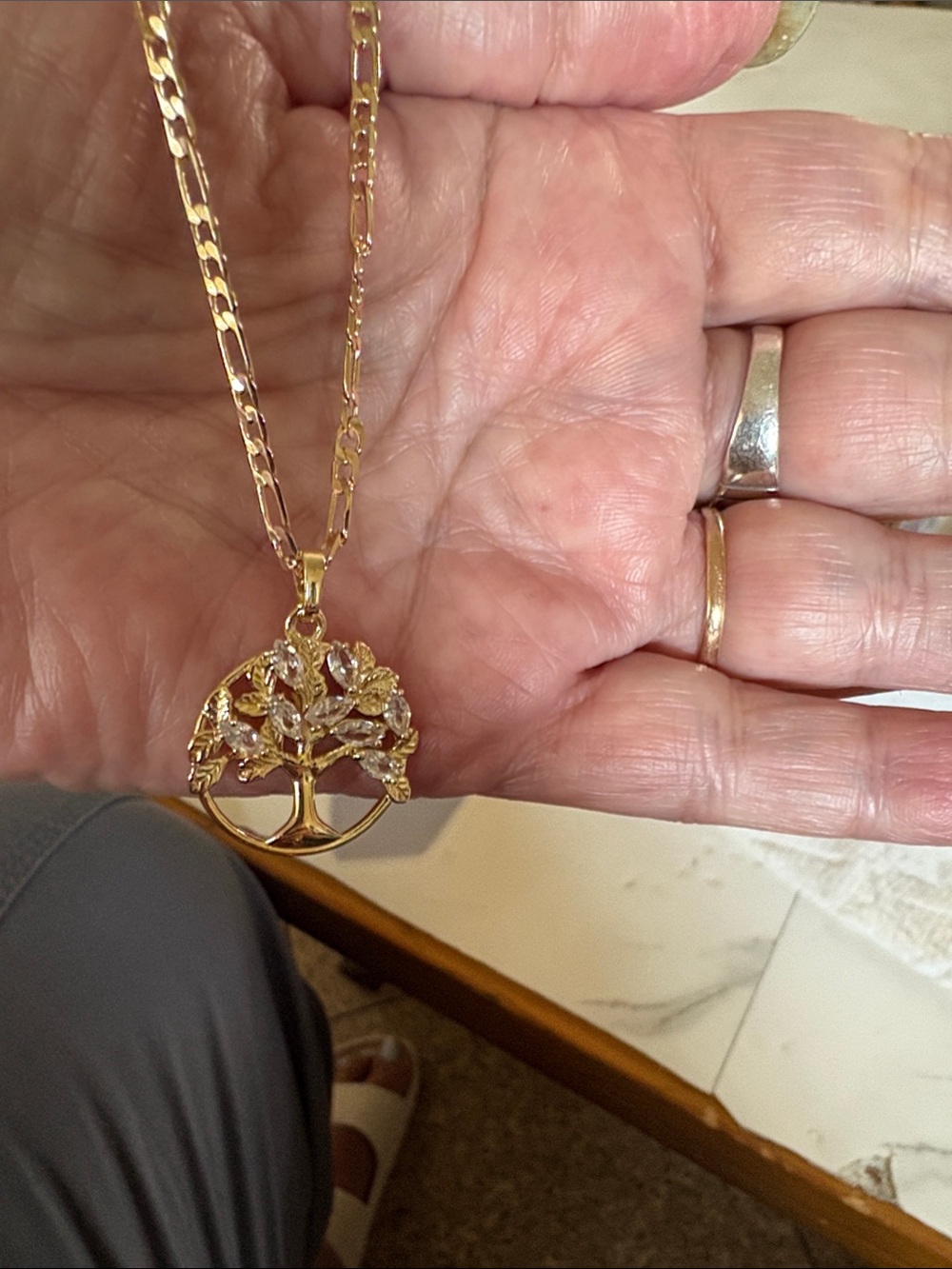 Gold Tree of Life Pendant Necklace - Elegant Women's Jewelry